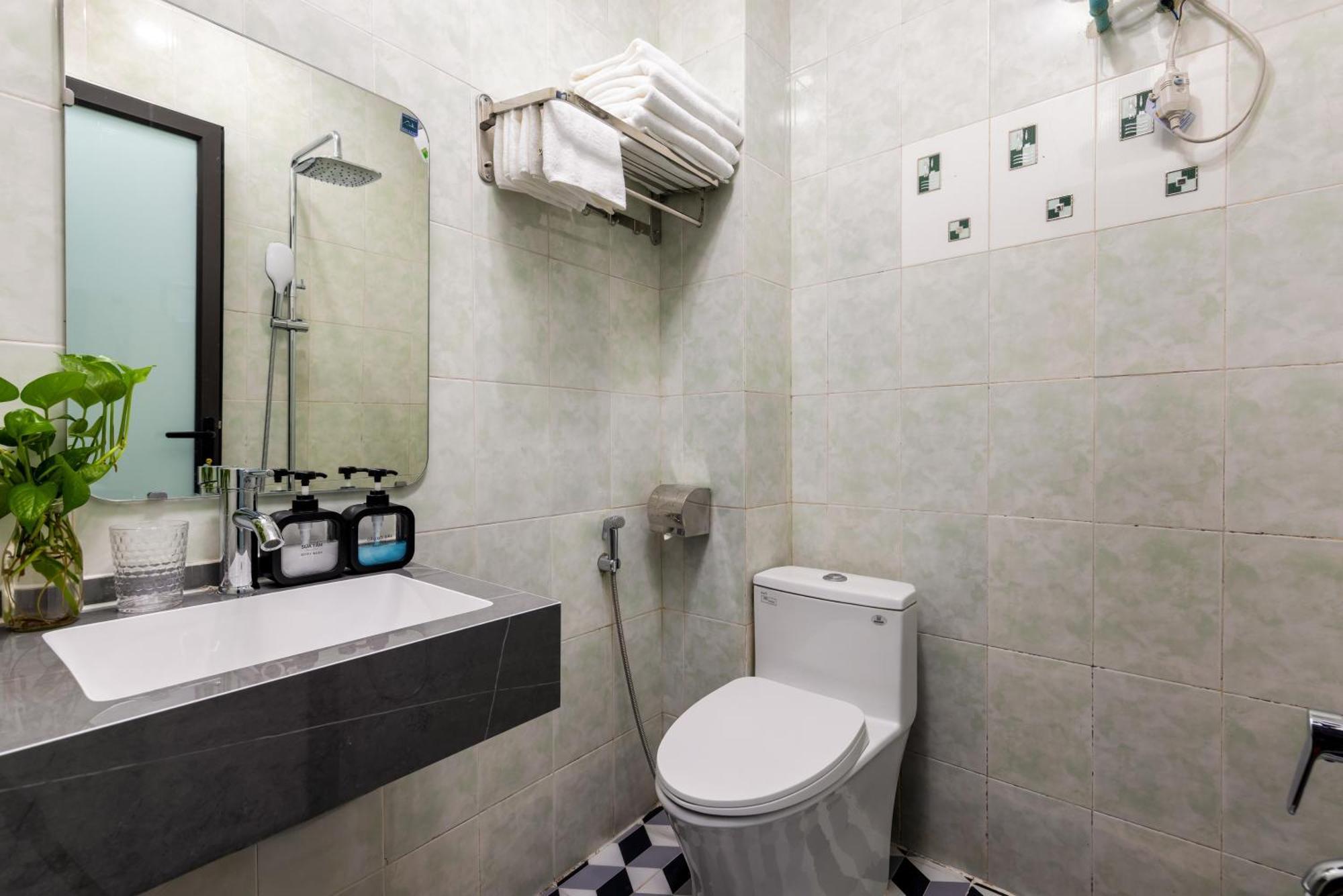 Amanda Boutique Hotel & Travel Hanoi Exterior photo